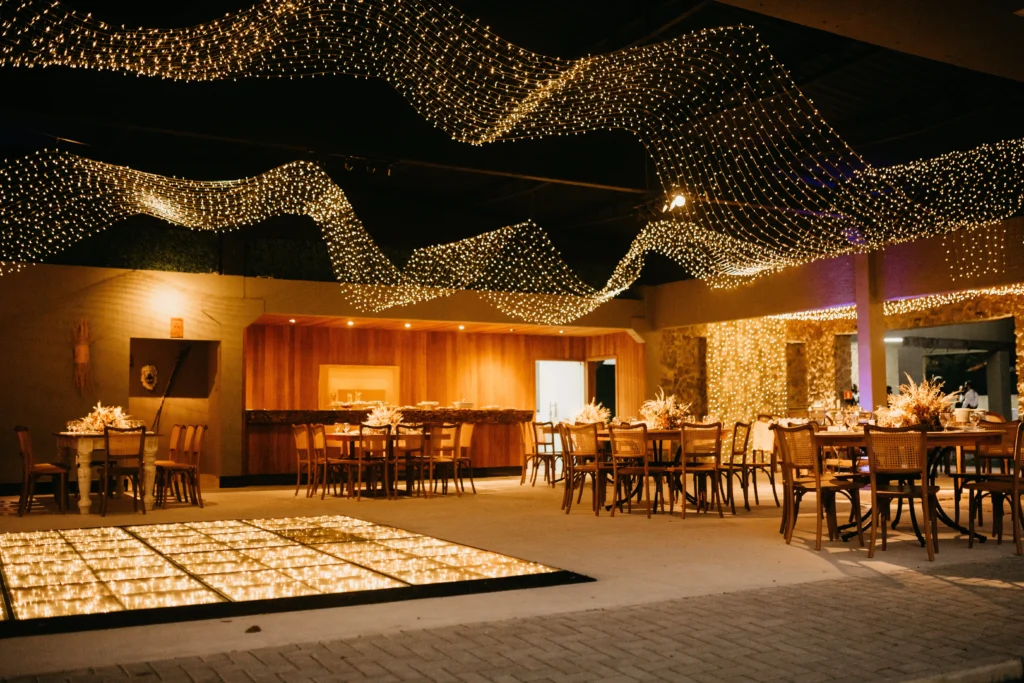 Interior Design Fine Dining Restaurant Photo - Laboratório de Modelos de Sites - UX4YOU
